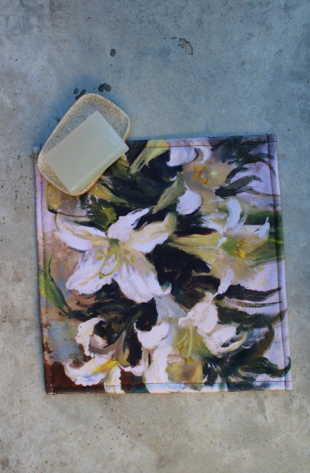 Face Towel- White Lillies