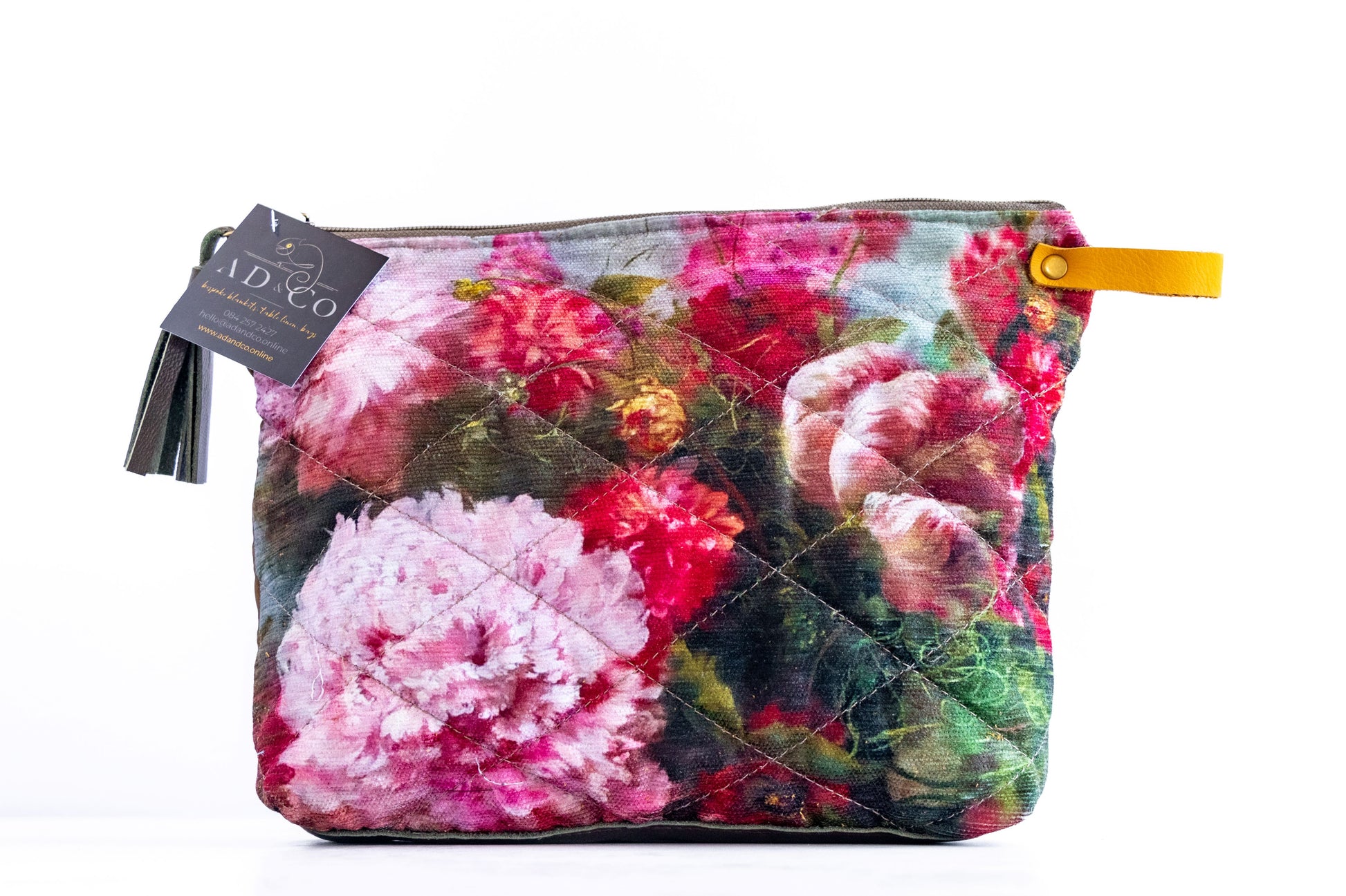 Cosmetic bag  - Pink floral